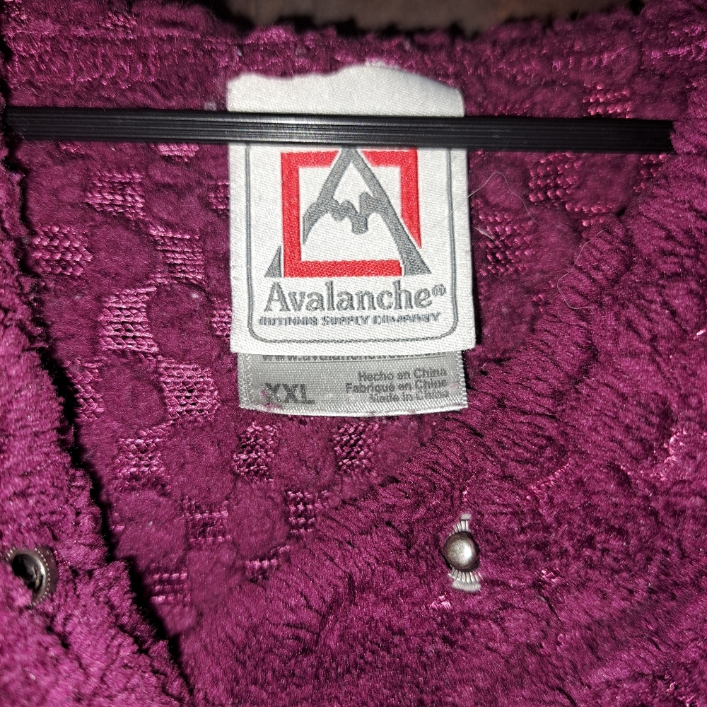 🙂 3/15 Avalanche sweatshirt size XXL♥️ - Picture 5 of 6